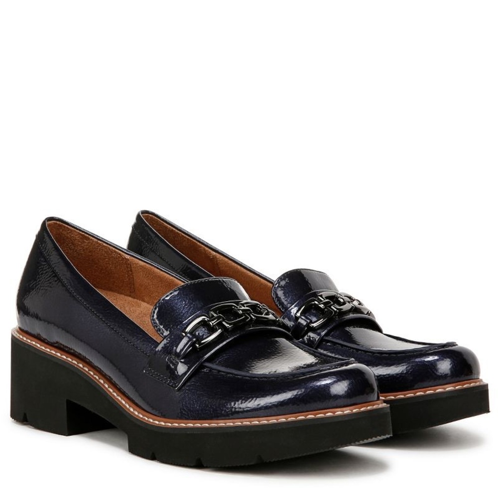 NWOT Naturalizer Patent Heeled Loafers | Size 9.5 | Midnight Blue Chain